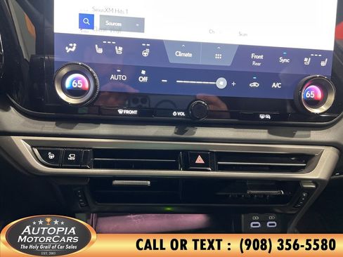 Used 2025 Lexus RX 350 w/ Convenience Package AWD/4WD image 44