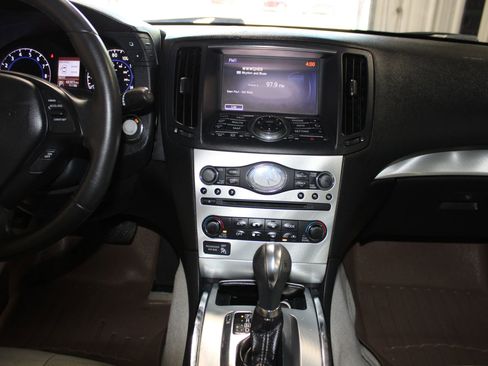 Used 2015 INFINITI Q60 Journey w/ Premium Package image 13