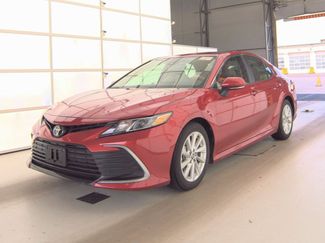 Used 2024 Toyota Camry LE image 1