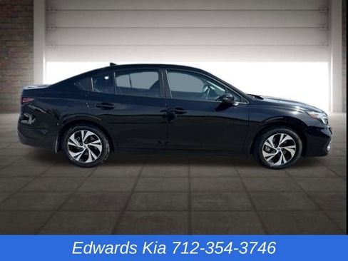 Used 2024 Subaru Legacy Premium image 2