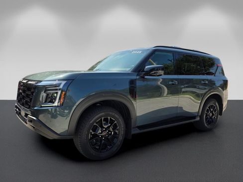 Used 2025 Nissan Armada PRO-4X w/ Pro-4X Premium Package AWD/4WD image 8