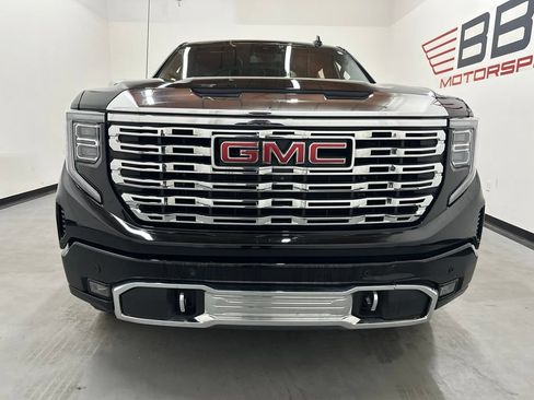 Used 2022 GMC Sierra 1500 Denali AWD/4WD image 4