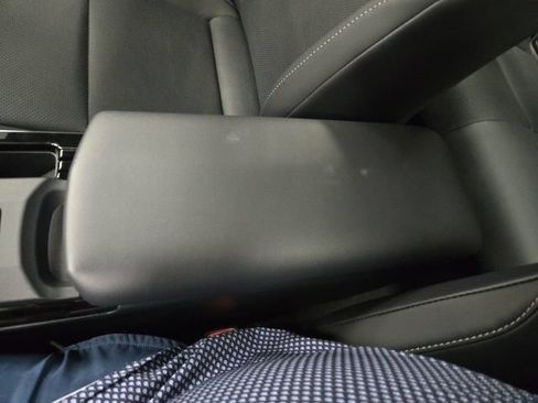 New 2026 Toyota Prius Limited FWD image 28