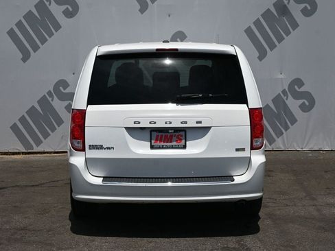 Used 2018 Dodge Grand Caravan SE w/ UConnect Hands-Free Group FWD image 6