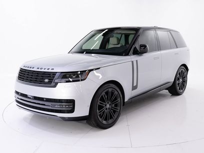 Used 2025 Land Rover Range Rover SE