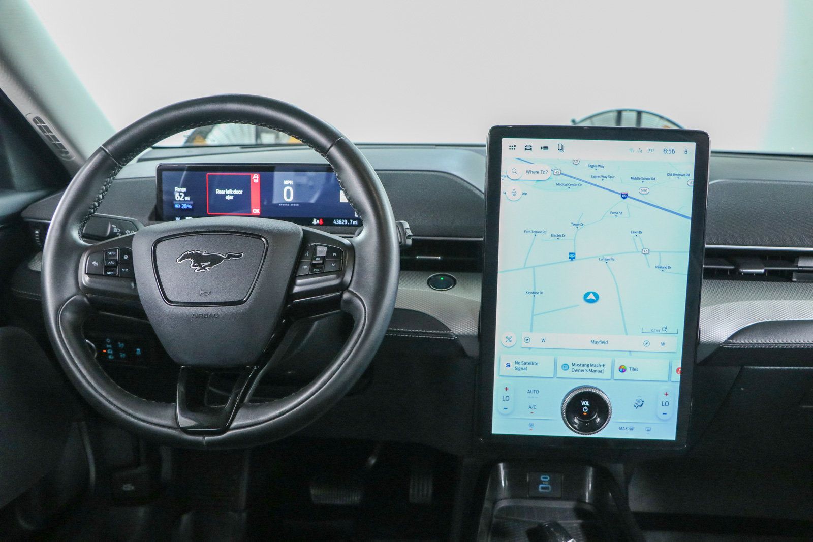 Used 2022 Ford Mustang Mach-E Select RWD image 17