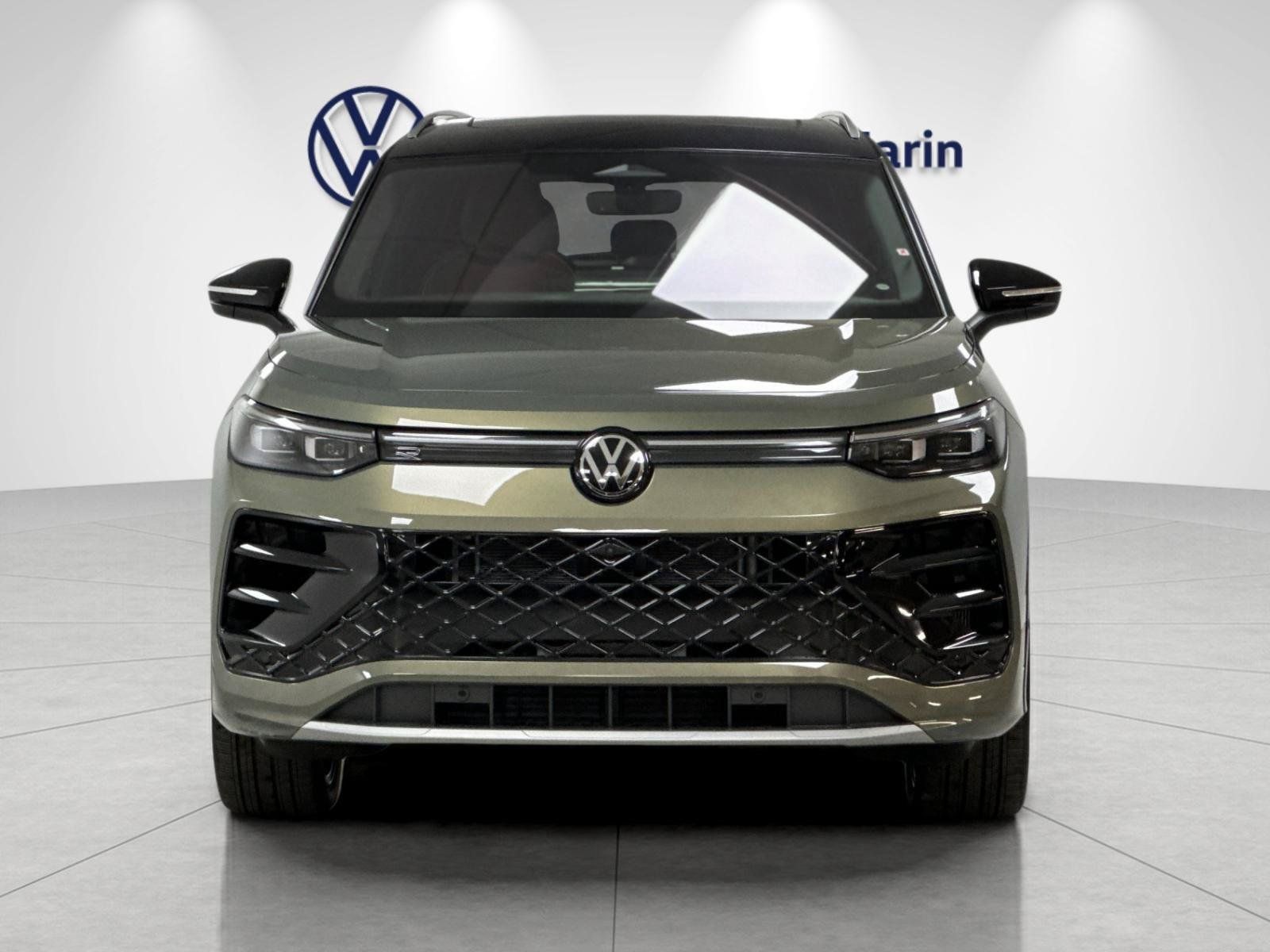 New 2026 Volkswagen Tiguan SEL R-Line AWD/4WD image 8
