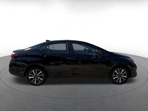 Used 2025 Nissan Versa SV FWD image 16