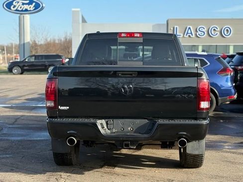 Used 2015 RAM 1500 Sport w/ Black Ram 1500 Sport Group image 40