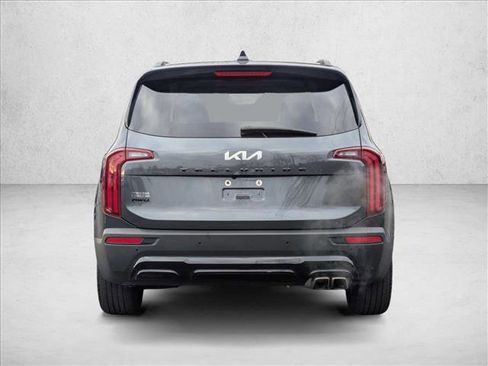 Used 2022 Kia Telluride EX w/ EX Premium Package image 7