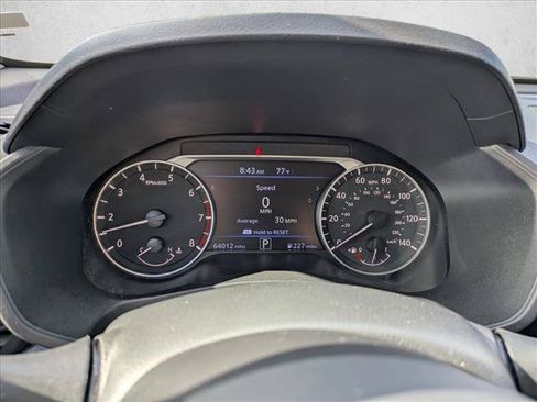 Used 2024 Nissan Altima 2.5 SV FWD image 11