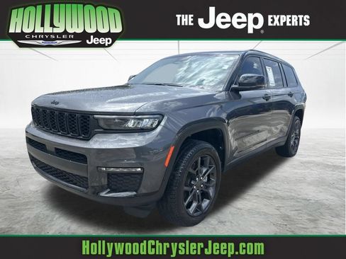 Used 2025 Jeep Grand Cherokee L Limited w/ Trailer Tow Package AWD/4WD image 1