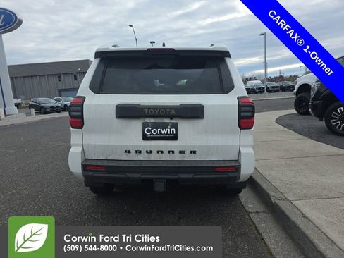 Used 2025 Toyota 4Runner SR5 image 23