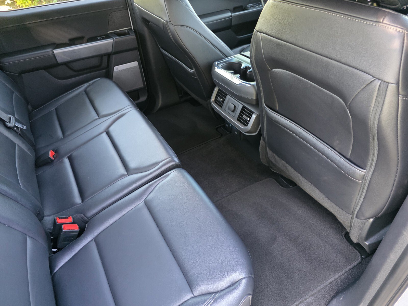 Used 2025 Ford F150 XLT w/ Equipment Group 303A High AWD/4WD image 25