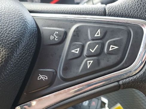 Used 2019 Chevrolet Cruze LT image 12