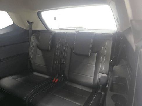 Used 2023 Volkswagen Atlas SE w/ Panoramic Sunroof Package FWD image 14