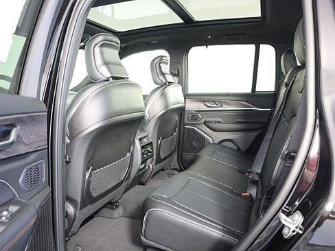 New 2025 Jeep Grand Cherokee Overland w/ Luxury Tech Group IV image 10