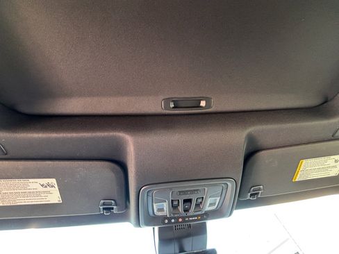 Used 2024 GMC Sierra 2500 AT4 w/ AT4 Premium Plus Package image 8