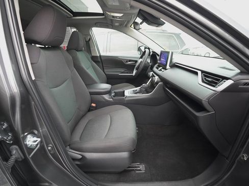 Certified 2025 Toyota RAV4 XLE image 18