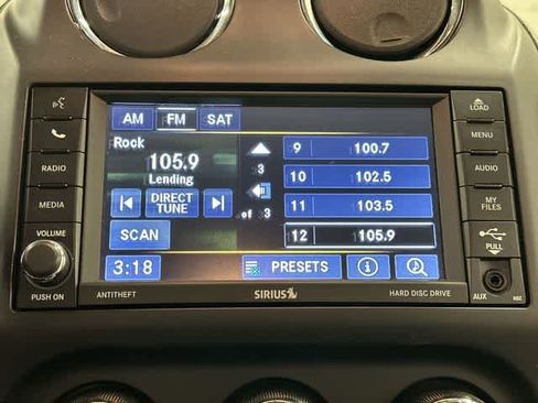 Used 2016 Jeep Compass High Altitude AWD/4WD image 11