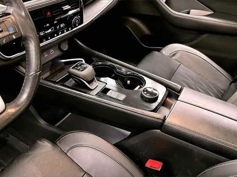 Used 2023 Nissan Rogue Platinum w/ Platinum Premium Package image 14