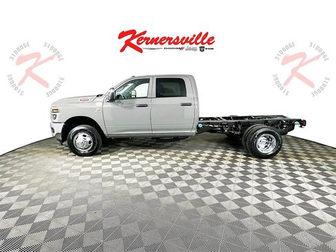 New 2026 RAM 3500 Tradesman image 4