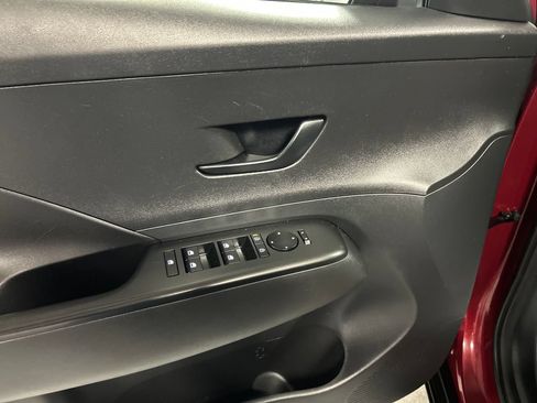 Used 2026 Hyundai Kona SEL Sport AWD/4WD image 12