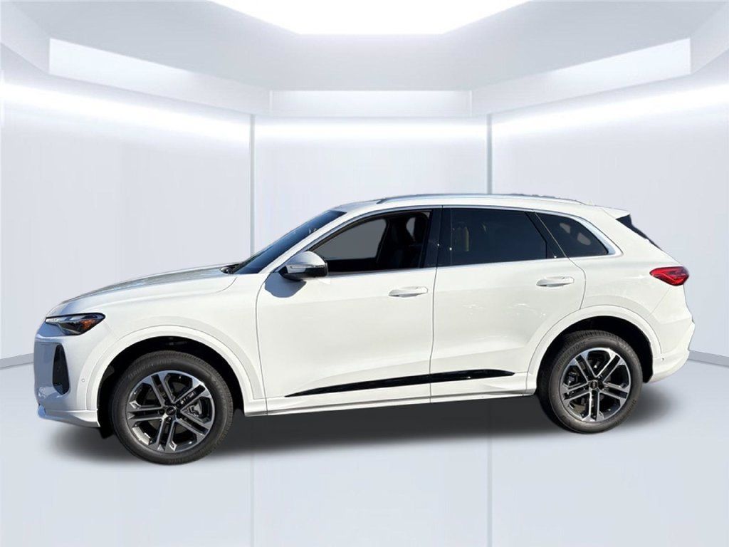 New 2026 Audi Q5 Premium AWD/4WD image 2