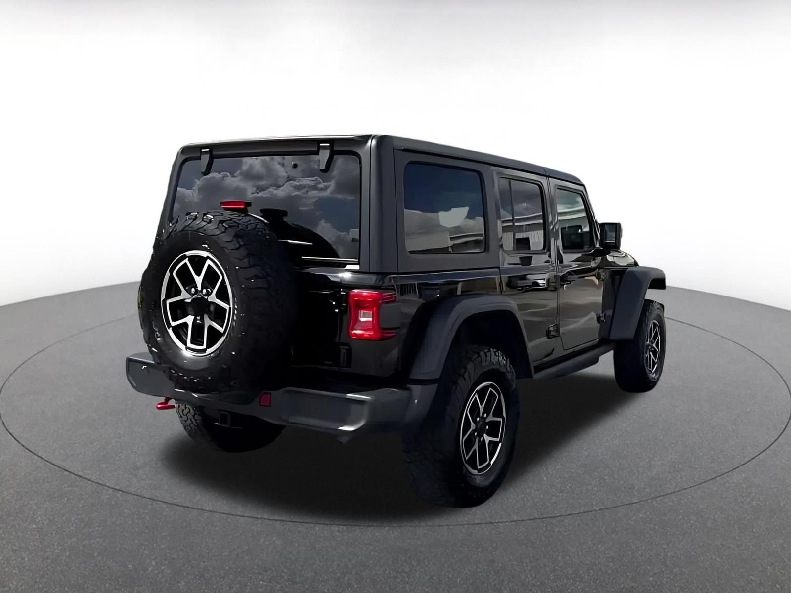 Used 2026 Jeep Wrangler Unlimited Rubicon AWD/4WD image 13