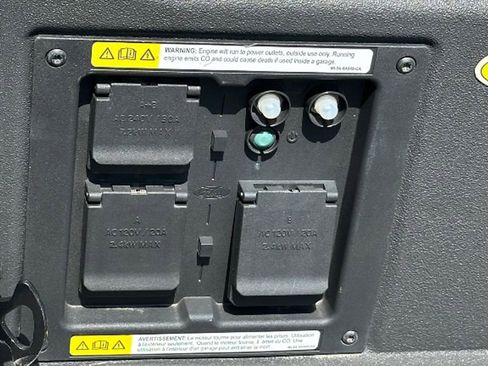 Used 2023 Ford F150 Limited image 32