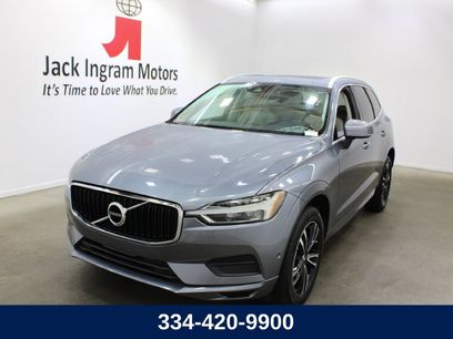 Used 2018 Volvo XC60 T6 Momentum w/ Convenience Package
