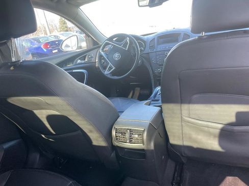 Used 2011 Buick Regal CXL w/ RL2 Preferred Equipment Group image 14