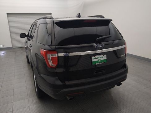 Used 2018 Ford Explorer FWD image 6