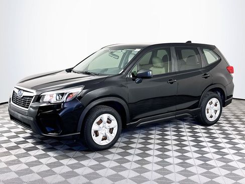 Used 2020 Subaru Forester AWD/4WD image 4