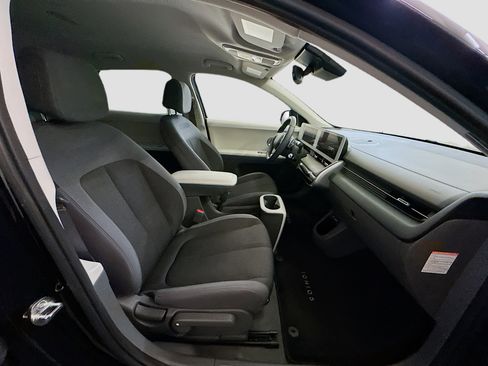 Used 2024 Hyundai Ioniq 5 SEL image 33