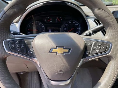 Used 2023 Chevrolet Malibu LT FWD image 13