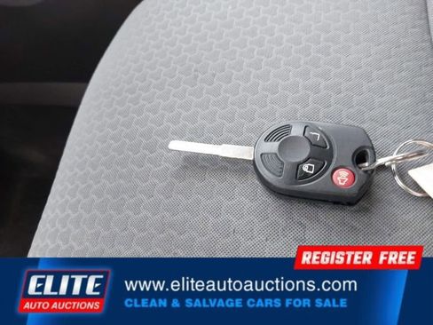 Used 2018 Ford Escape SE w/ Ford Safe & Smart Package image 21