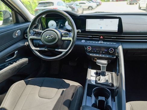 Used 2023 Hyundai Elantra SEL w/ Convenience Package FWD image 35