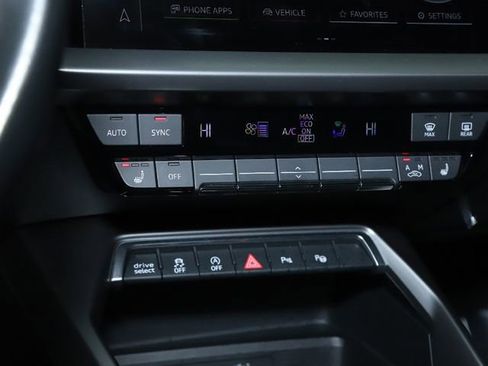 Used 2023 Audi A3 2.0T Premium image 39