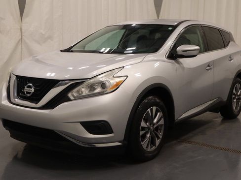 Used 2017 Nissan Murano S w/ Navigation Package image 6