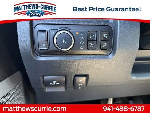 New 2025 Ford F250 Lariat w/ Black Appearance Package image 29
