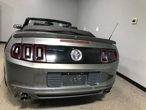 Used 2013 Ford Mustang Premium w/ Electronics Pkg RWD image 7