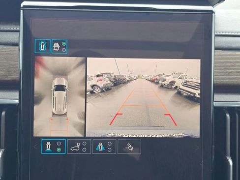 Used 2024 GMC Acadia Denali image 30