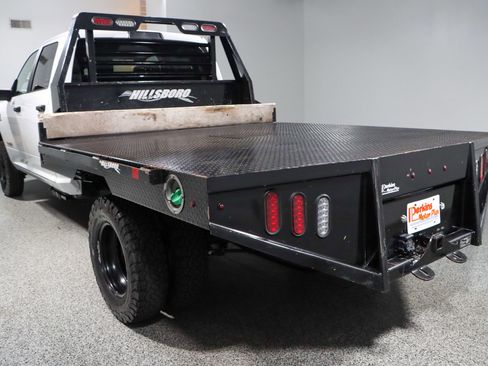 Used 2024 RAM 3500 SLT w/ Quick Order Package 2YG SLT image 9