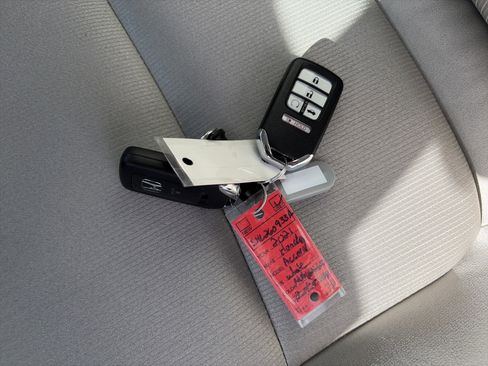 Used 2021 Honda Accord Hybrid image 37