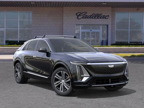 New 2026 Cadillac Lyriq Luxury image 7