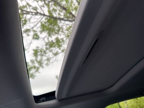 Used 2021 Honda CR-V EX image 18