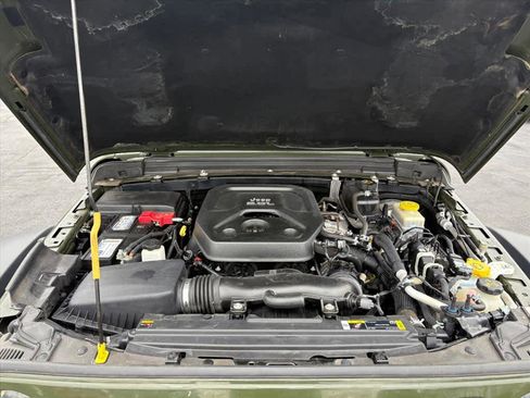 Used 2021 Jeep Wrangler Unlimited Rubicon image 31