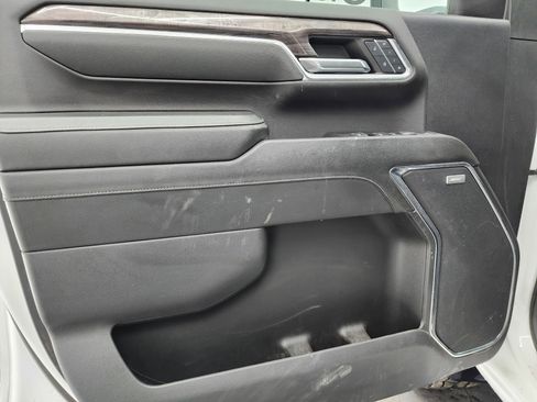 Used 2024 Chevrolet Silverado 2500 LTZ w/ LTZ Plus Package image 46