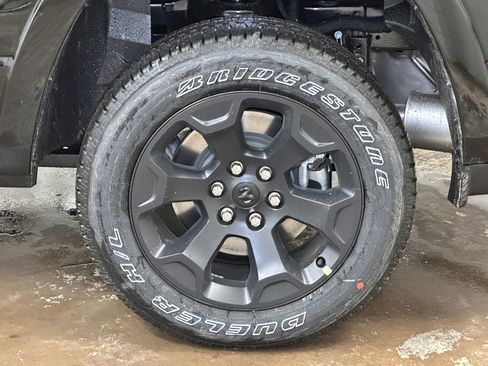 New 2026 RAM 1500 4x4 Crew Cab image 41